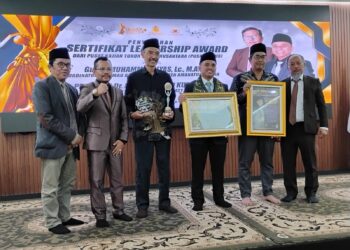 Gus Ilyas raih Innovator Pendidikan Indonesia