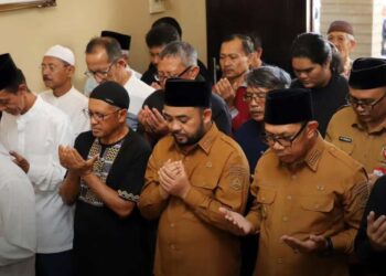 Wali Kota dan Wawali Kota Batu Takziah