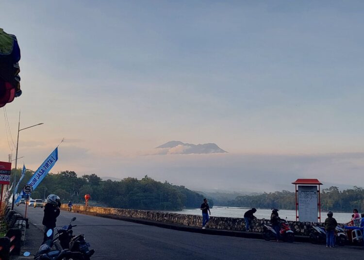 Penutupan Bendungan Lahor resmi dibatalkan kemarin (1/8/2026).