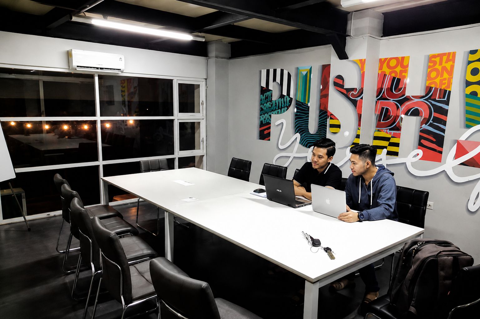 Ruang Millenial Coworking Space