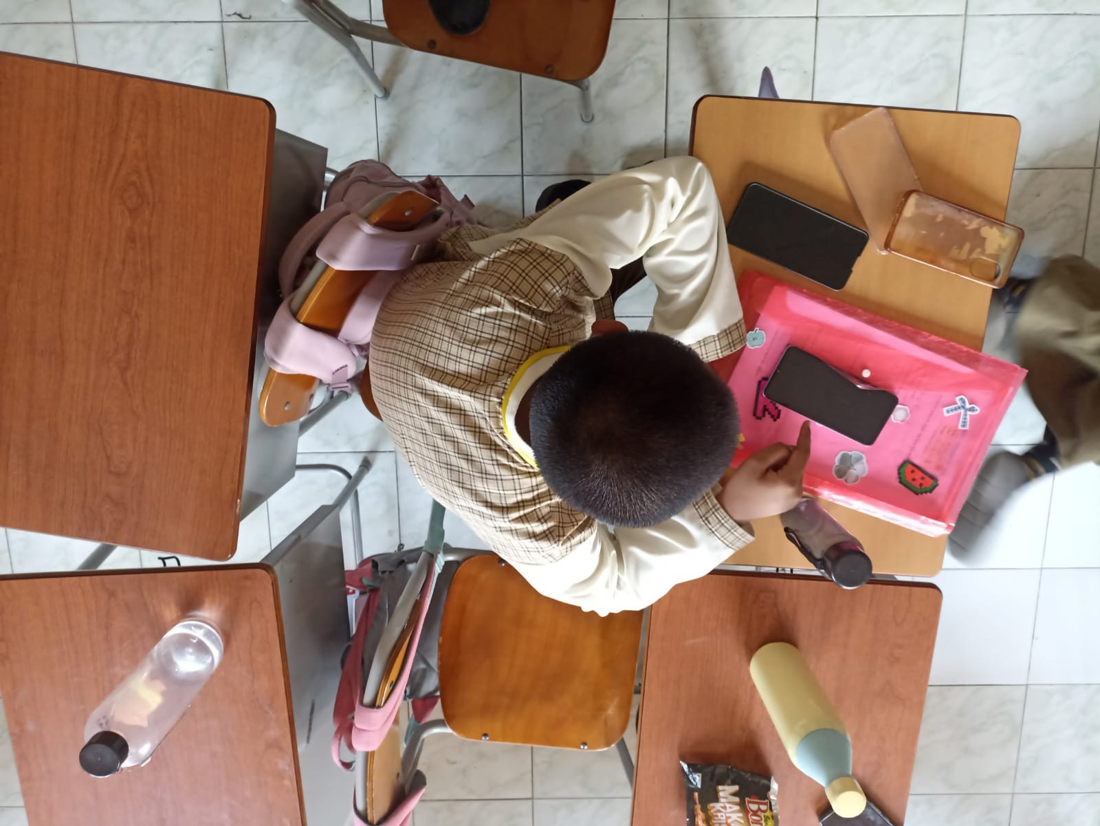 kelas fotografi SD Insan Amanah